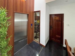 Bán tòa căn hộ 4 tầng 1 tum mặt tiền thạch lam  doanh thu hơn 60 triệu/tháng