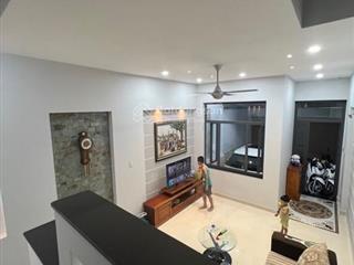 Bán nhà dương quảng hàm  109m2  2 tầng. ngay st emart