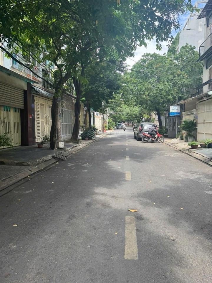Bán gấp nhà 5 tầng thống nhất ngay uỷ ban 60m2 ngang 4.5m5 tầng. alo 0389 896 ***