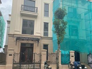 Chính chủ gửi bán 1 trong các căn song lập vườn hoa dự án vinhomes cổ loa