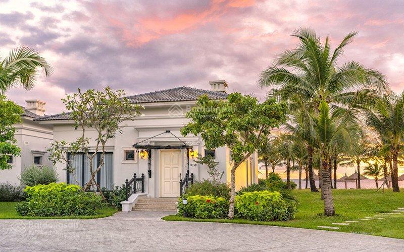 Cắt lỗ sốc 60% biệt thự biển vinpearl phú quốc! ~ 500m2 giá chỉ 9 tỷ. dt cho thuê 1.8 tỷ/năm