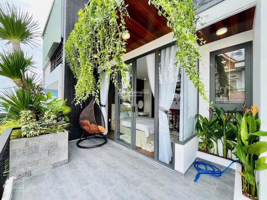 Bán nhà đẹp trần hữu trang, p11 phú nhuận, dt 80m2, kết cấu 3pn, thu nhập 14tr/tháng,  0904 472 ***