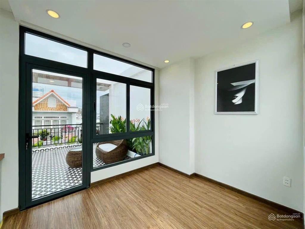 Bán nhà đẹp trần hữu trang, p11 phú nhuận, dt 80m2, kết cấu 3pn, thu nhập 14tr/tháng,  0904 472 ***