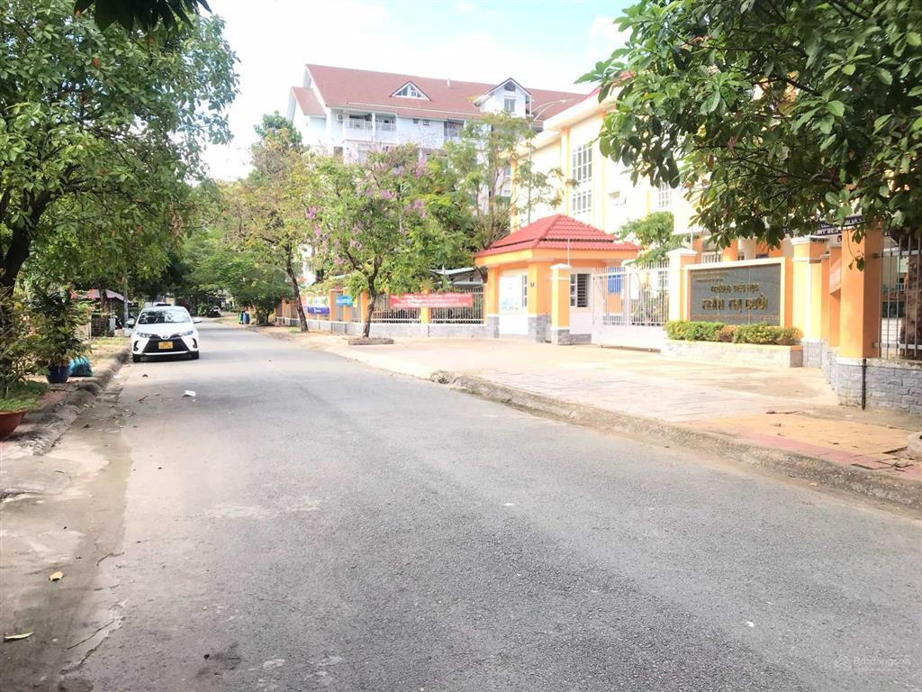 Bán nền nhà phố kdc khang điền  q9, dt 6 x 26m, đường thông, gần công viên, gần sông  0909 505 ***