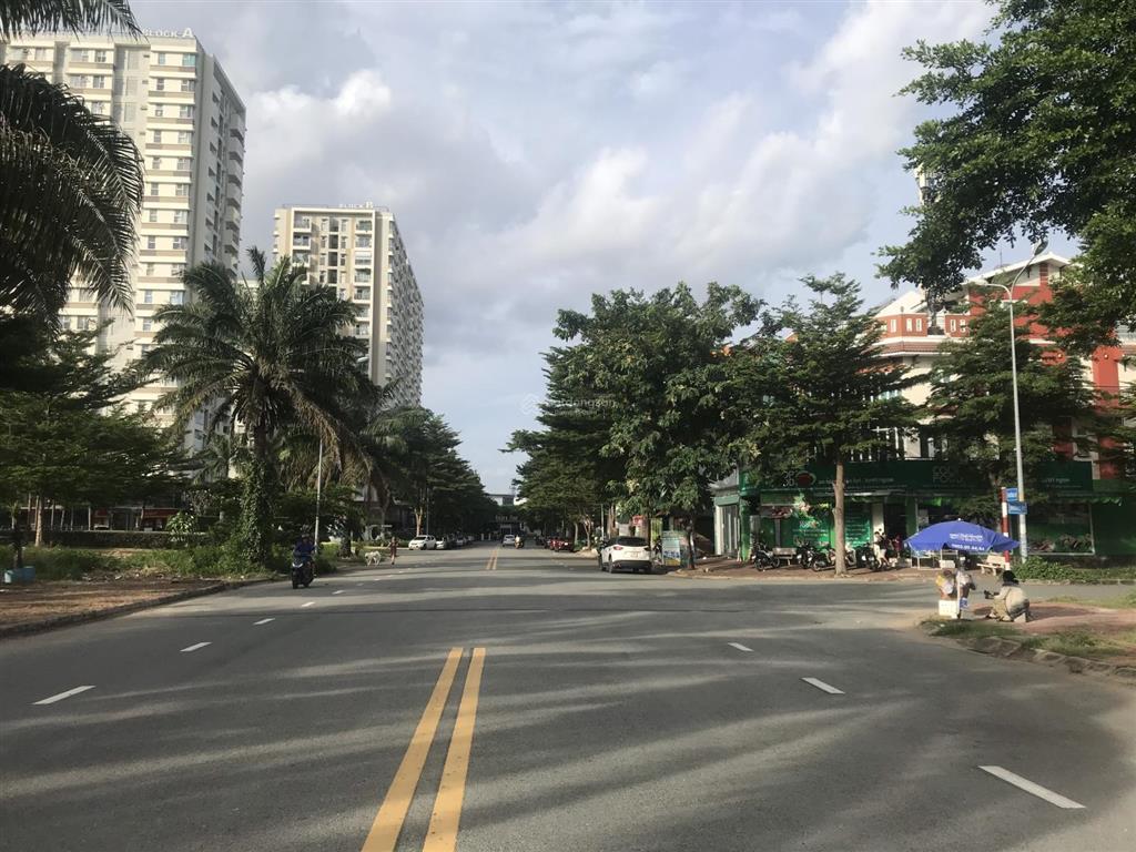 Bán nền biệt thự dt 10x20m kdc nam long, q9 vị trí đẹp, giá tốt  0909 505 ***