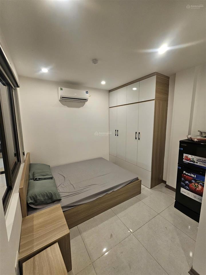 Cần bán gấp nhà dòng tiền cao phố nhật tảo 120m2, 7t, 35p khép kín đủ đồ, thang máy giá đầu tư