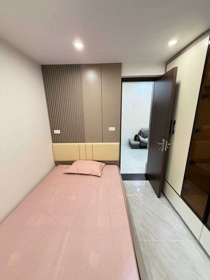 Bán căn hộ 120m2 3 ngủ, lô góc 3 mặt thoáng, có thể chia 4 ngủ, full nội thất