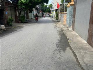 Cần tiền bán gấp nhà mặt phố kinh doanh bất chấp tt thị trấn nếnh giá chỉ 3 tỷ xx