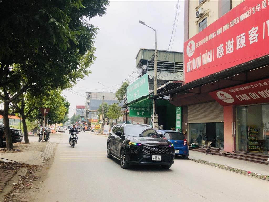 Chính chủ bán đất sổ đỏ khu đồng lớn  quang châu, cạnh ql1a, noxh, kinh doanh đông đúc. chỉ 3,3 tỷ