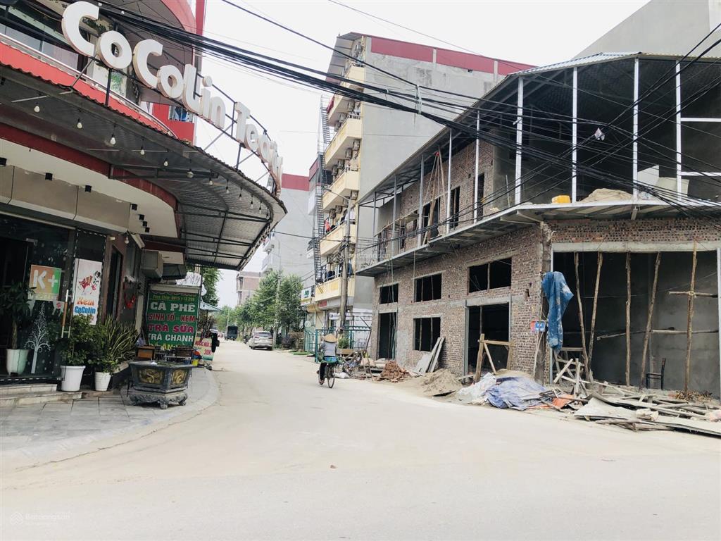 Chính chủ bán đất sổ đỏ khu đồng lớn  quang châu, cạnh ql1a, noxh, kinh doanh đông đúc. chỉ 3,3 tỷ