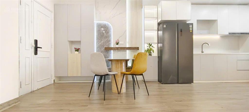 Cần bán gấp căn chung cư 3 ngủ phố trần hữu dực giá tốt full đồ về ở luôn bay gấp