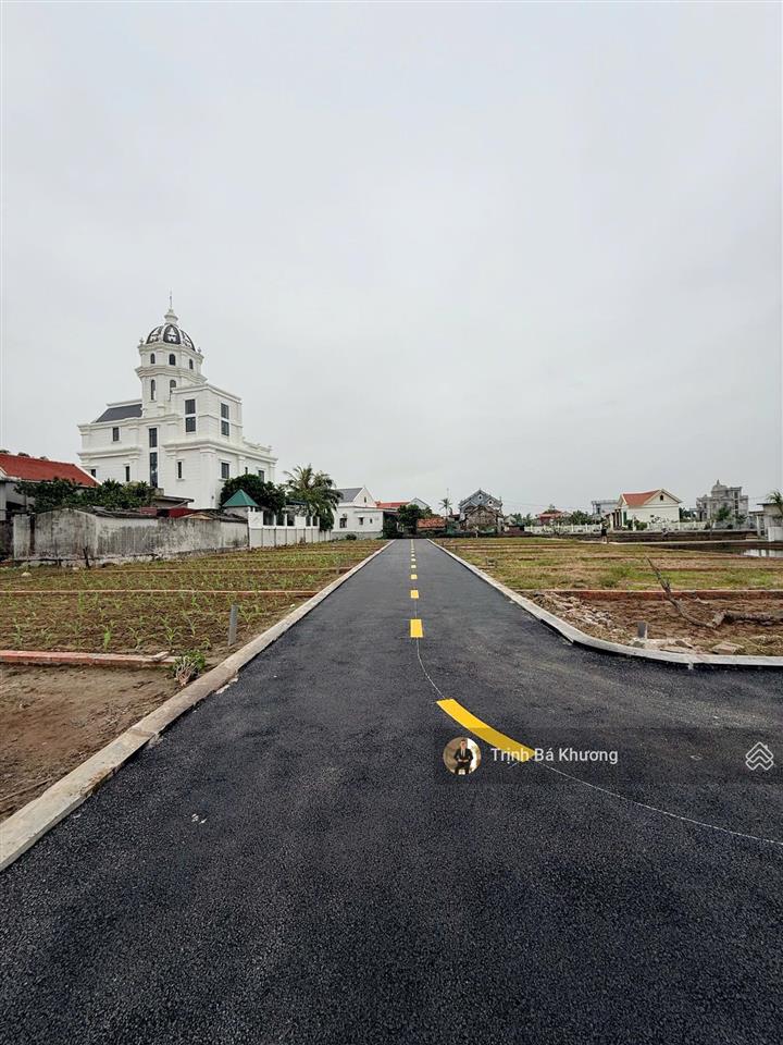 1,3 tỷ biệt thự trắng, khu công nghiệp vsip