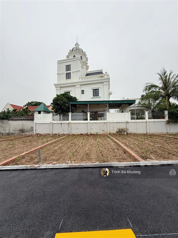 1,3 tỷ biệt thự trắng, khu công nghiệp vsip