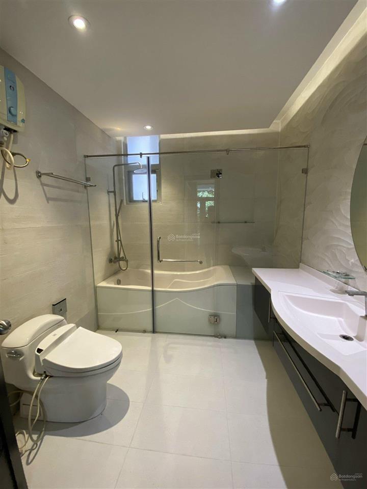 Chính chủ cần bán căn biệt thự liền hưng thái khu compound an ninh nhất tại phú mỹ hưng 27 tỷ