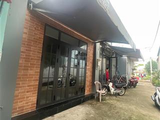 Nhà sổ hồng riêng giá chỉ nhỉnh hơn 2 đồng, cách đường nguyễn thị pha 100m