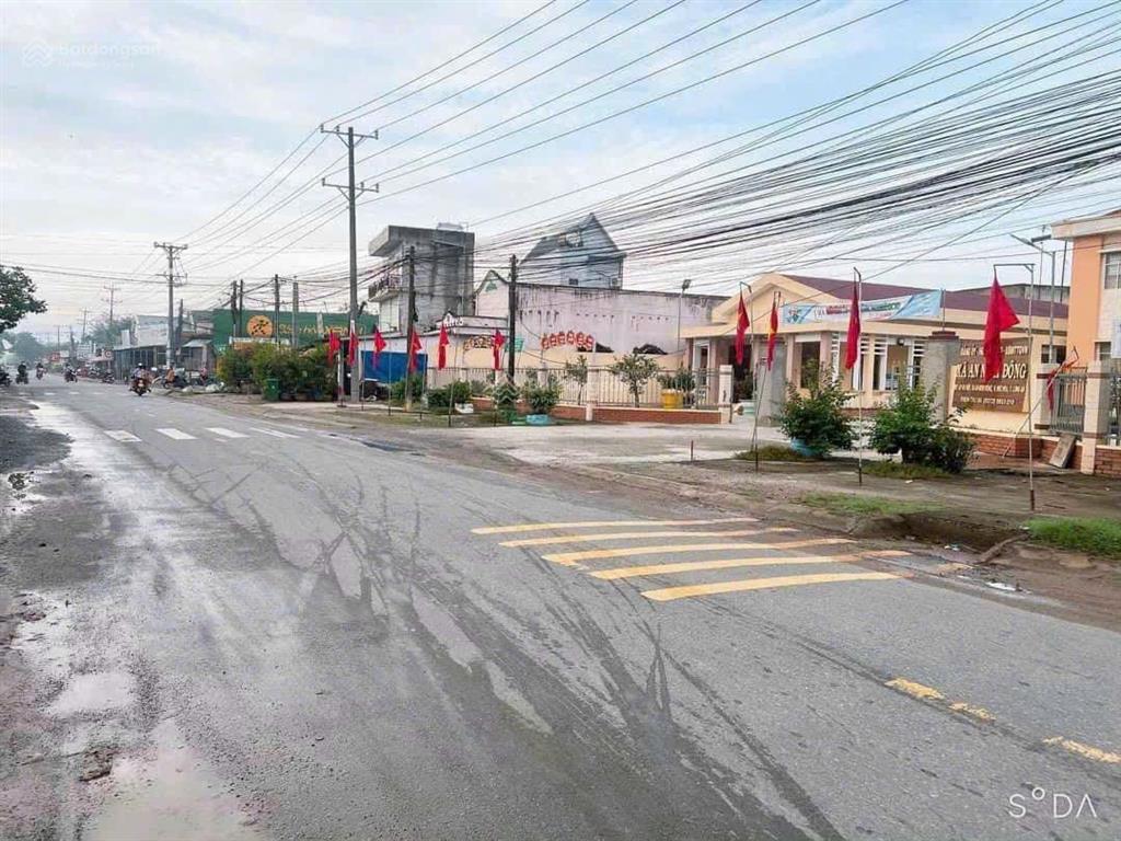 Bán bất chấp lô đất mt tl 825  an ninh đông đức hoà long an, full thổ