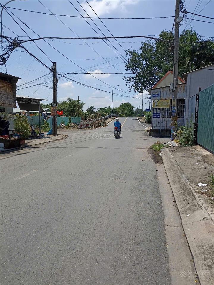 Bán đất tặng nhà c4 mt đg võ thị đầy 5x22m hướng đn giá cực nét