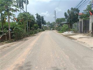 Hàng hiếm ba vì 380m. nở hậu. full thổ cư. vị trí quá tiềm năng luôn ạ. e hiền lvcc 0988 908 ***