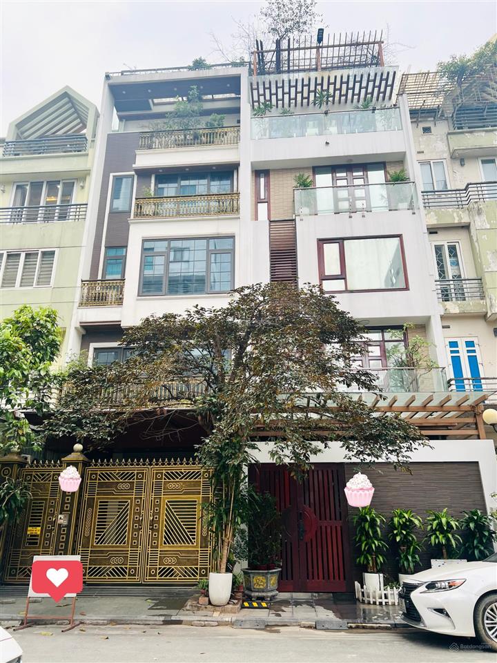Chính chủ bán liền kề fafilm 19 nguyễn trãi 95m2 mt 5,5m,ở sướng, bảo vệ 24/7,giá 36 tỷ.