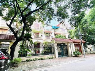 Bán biệt thự kđt văn quán,180m2,mt10m,giá42,9tỷ, 3 thoáng ,5 ngủ,dân trí cao.