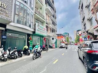 Mặt ngõ vỉa hè ô tô 16 chỗ tránh nhau thông kinh doanh ngay phố đi bộ nguyễn xiển
