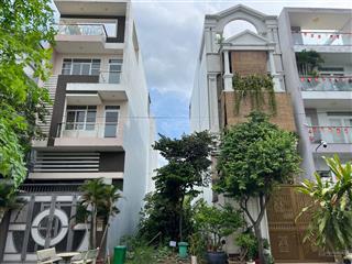 Cần bán đất quận 2, kdc thế kỷ 21, thạnh mỹ lợi, q2 dt 5x20m giá 180tr/m2, shr