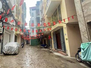 Bán gấp nhà đại mỗ ô tô tránh xe máy 4 tầng 5 ngủ giá 6.8 tỷ có thương lượng