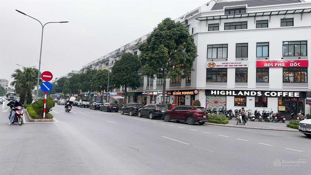 Bán shophouse embassy mặt đường 60m, vị trí đẹp, đang cho thuê giá cao, đối diện khu starlake
