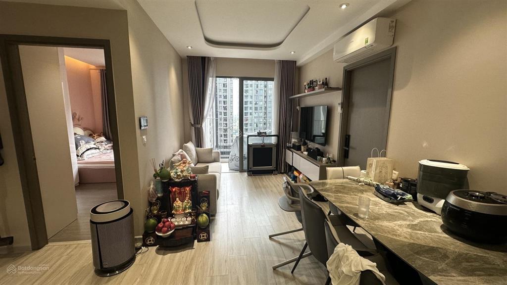 Bán căn 69m2 (2pn2wc)  view hồ bơi, có đầy đủ nội thất an cường  giá 3,3 tỷ có hỗ trợ khách vay