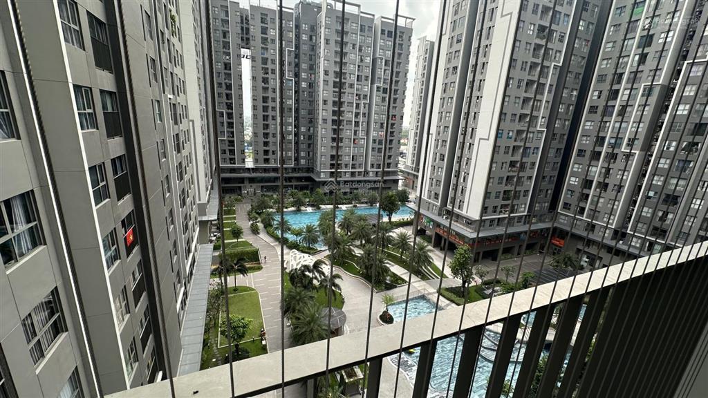 Bán căn 69m2 (2pn2wc)  view hồ bơi, có đầy đủ nội thất an cường  giá 3,3 tỷ có hỗ trợ khách vay