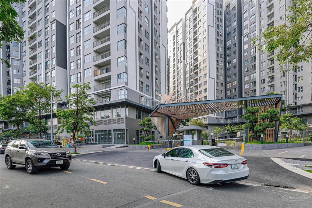 Cần bán căn hộ west gate 59m2 giá chỉ 2.390 tỷ (102%) đã bao sổ. giỏ hàng tốt nhất tháng 6/2025