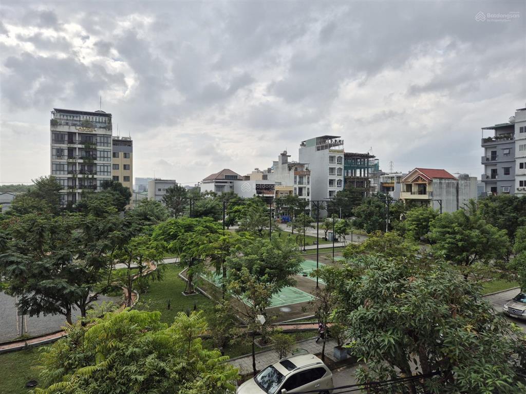 Chính chủ gửi bán lô góc siêu đẹp khuê mỹ đông 7 & 14  góc 2 mặt tiền đường 7.5m  147.5m2