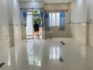 Cho thuê nhà hẻm 994 huỳnh tấn phát, phường tân phú quận 7