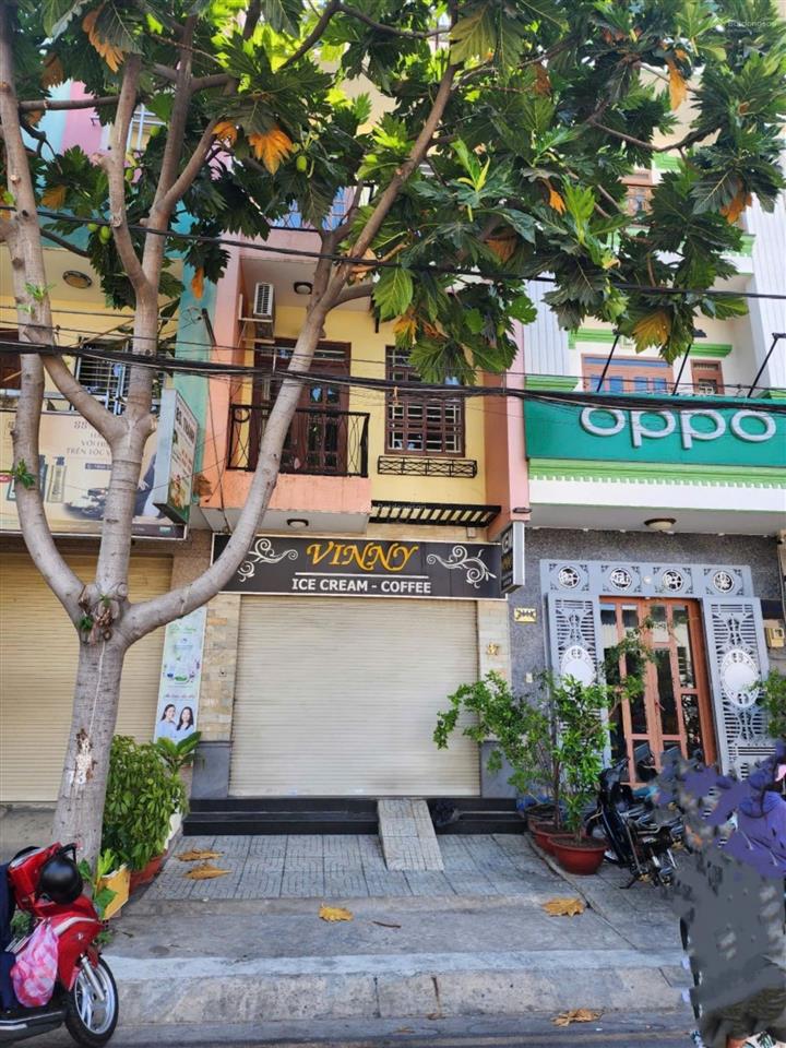 Hàng hiếm bán gấp nhà mặt tiền đường vành đai phường 10 q6...