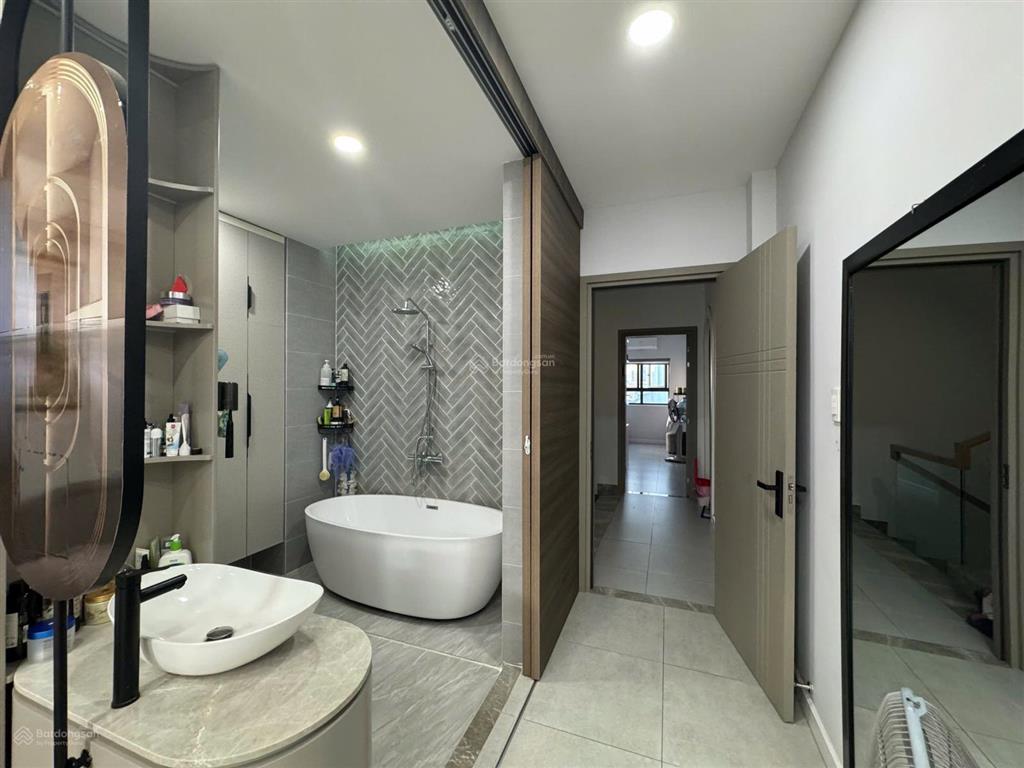 Cho thuê nhà riêng tại tân thuận nam, 30 triệu, 80m2, đẹp, nhiều tiện ích  0918 730 *** trang