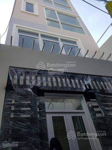 Còn duy nhất 1 phòng đẹp, mới, dạng phòng ở căn hộ cao cấp, giáp q1, ở q. bình thạnh.  0988 202 ***