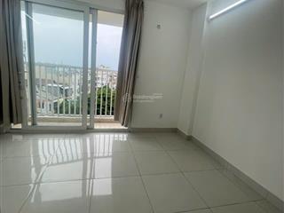 Cho thuê phòng full ban công trong chung cư tara (đối diện bến xe q8)