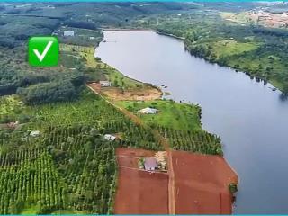 Đất đẹp view hồ sinh thái 50hecta cực mát và đẹp! 650 triệu/1040,7m2 (2 sổ) có 120m2 tc 0919 830 ***