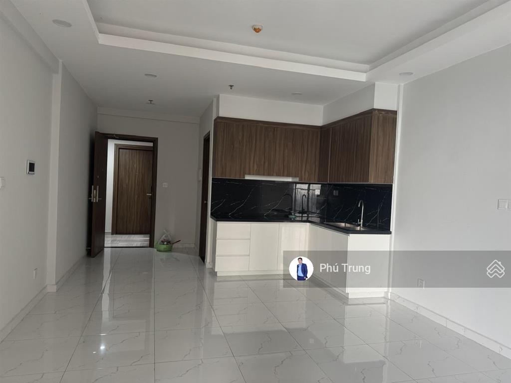 Bán căn hộ studio tại opal skyline sổ sẵn chỉ 1 tỷ 450.  0938 255 ***