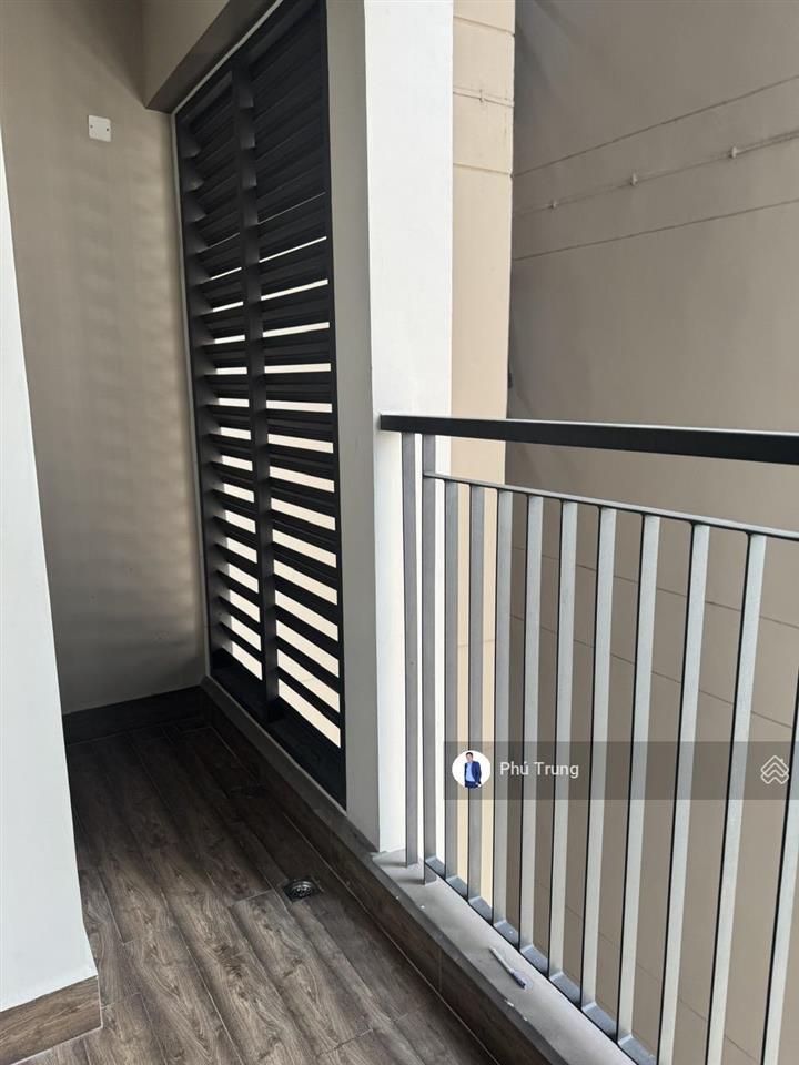 Bán căn hộ studio tại opal skyline sổ sẵn chỉ 1 tỷ 450.  0938 255 ***