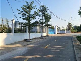 Bán kho xưởng sơn tây hà nội 2787m2 có 300m đất thổ cư, có sẵn xưởng 1500m2 cho thuê 52tr/th. hiếm