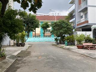 Bán nhà 1.000m2 full thổ có 68m mặt tiền kế bên global city q2 giá 90tr/m2 ~ 90 tỷ