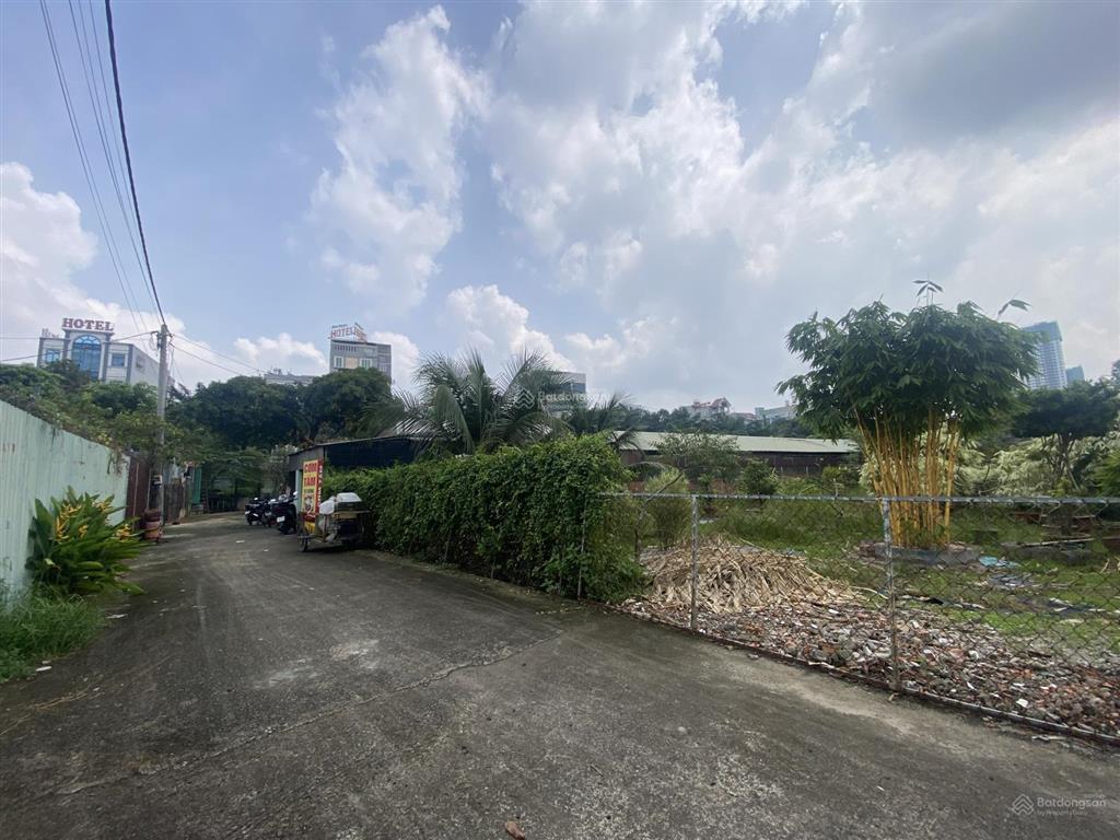 Bán 1.600m2 đất full thổ cư 100m2 mặt tiền đường số 10, tăng nhơn phú, q9 giá 80 triệu/m2