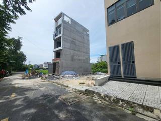 Dt 69m2, đất mặt tiền đường 8m, có vỉa hè, thạnh lộc, q. 12, 4,5 tỷ