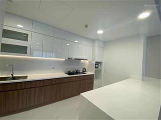 Chính chủ cần cho thuê căn hộ lớn view sông tại sunwah pearl với nội thất hiện đại