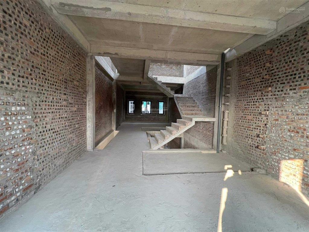 Quỹ 12 căn cho thuê tại dự án louis city hoàng mai. đc 54 đường tân mai hoàng mai.  0977 431 ***