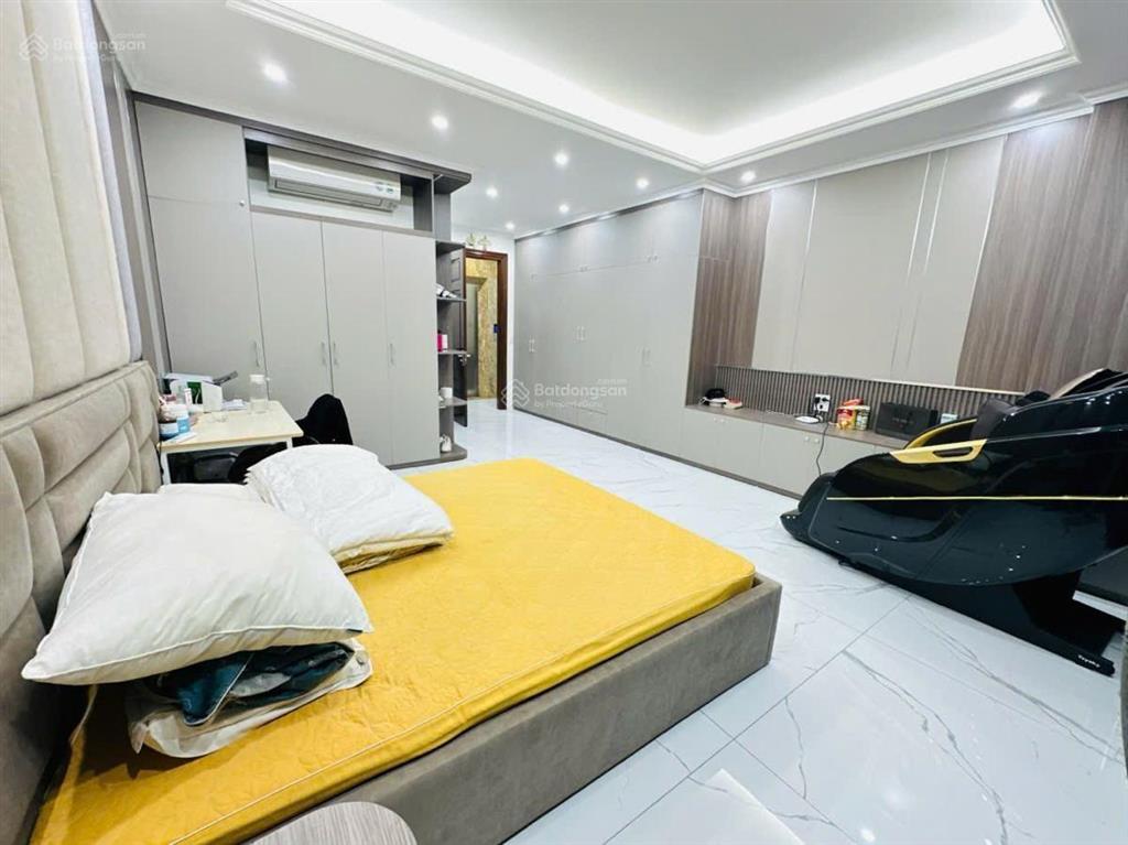 Mặt phố  7 tầng thang máy  kinh doanh đỉnh  nhà mới  vỉa hè rộng