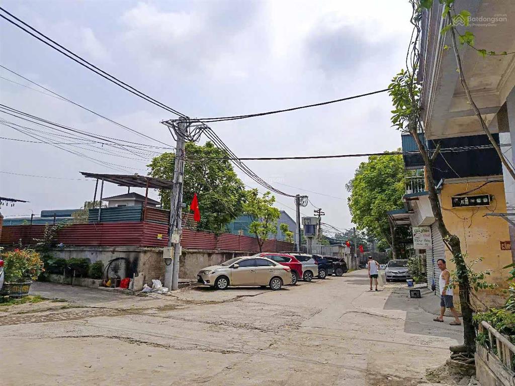 Bán đất liên ninh thanh trì ô tô đỗ cửa, 2 mặt thoáng tặng nhà c4  35m2  2.6 tỷ