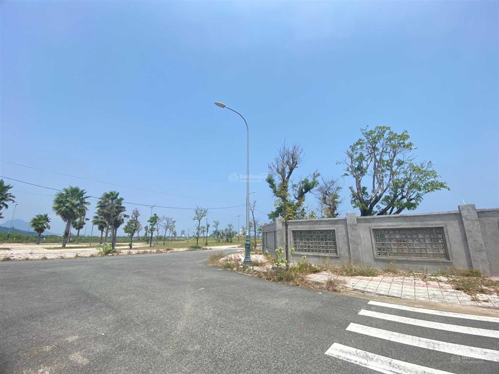 Biệt thự ven sông khu đô thị nam tuy hòa, khu bà điều, 350m2 odt đối diện công viên, view núi nhạn