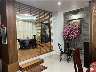 Bán biệt thự đường số 3  trần não, quận 2, giá 44 tỷ 1t 2l áp mái 5pn